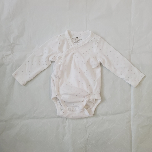 H&M Baby (2-4M) Bodysuits (3-Pack) - Picture 5 of 8